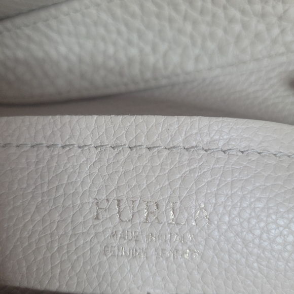 FURLA Capriccio Top Handle  bag - Picture 15 of 16